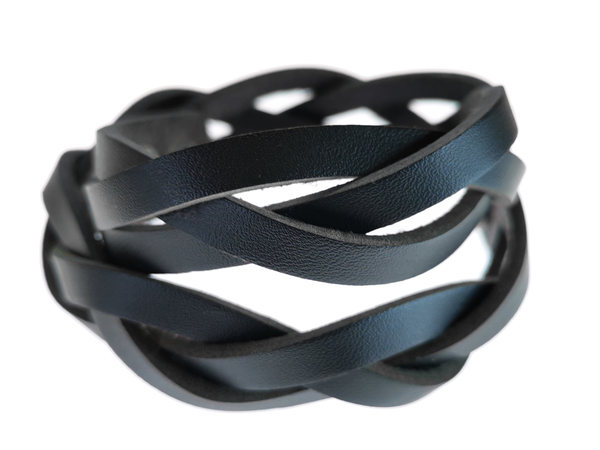 Головоломка-браслет Коса из трех прядей