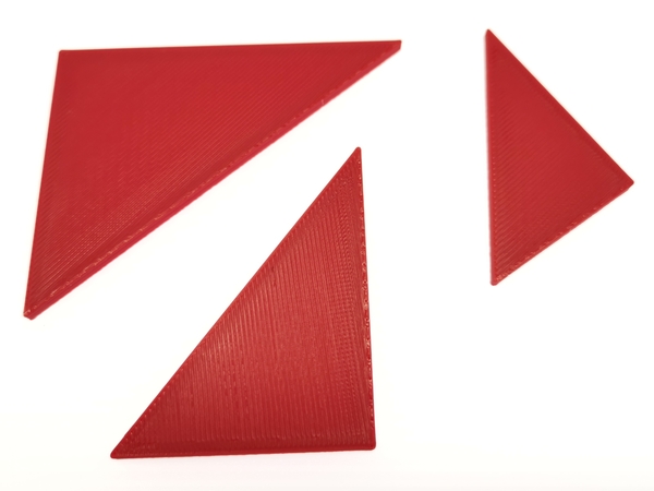 Пластиковая головоломка Три треугольника бордового цвета